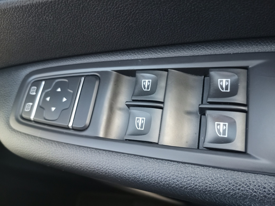 2019 Renault Captur Play DCI 90 MY18 5DR €11,950