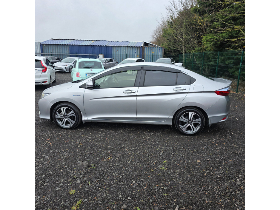 2016 Honda Grace  €12,950
