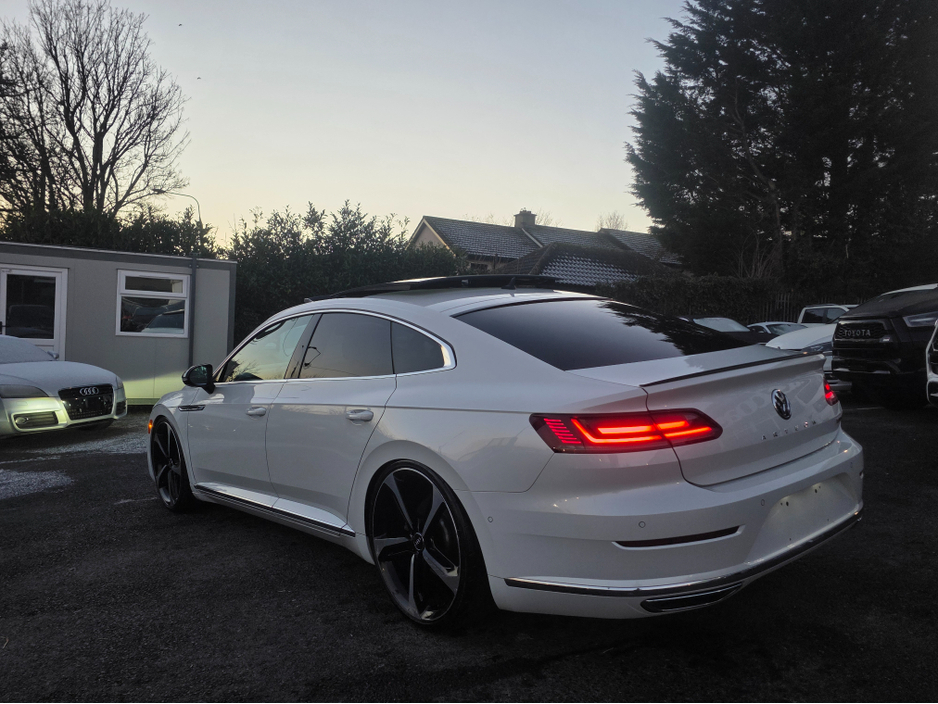 2018 Volkswagen Arteon 2.0 TSI R-LINE PANORAMIC SUNROOF 4MOTION 280BHP VIRTUALDASH FULL LEATHER HEATED ELECTRIC SEATS SAT NAV CARPLAY ANDROID AUTO BLIND SPORT PARKING SENSORS SELF PARKING ASSIST 360 CAMERA €28,950