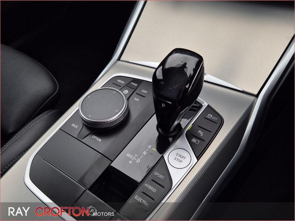 2020 BMW 3 Series 330e Sport Pro Auto €26,950
