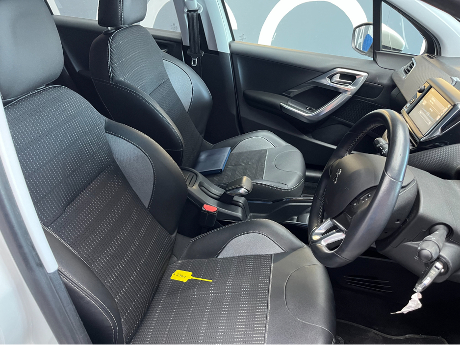 2017 Peugeot 2008 €12950! 2017 PEUGEOT 2008 1.2 AUTOMATIC €12,950