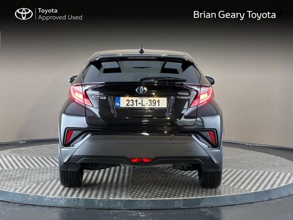 2023 Toyota C-HR HYBRID SPORT €30,950