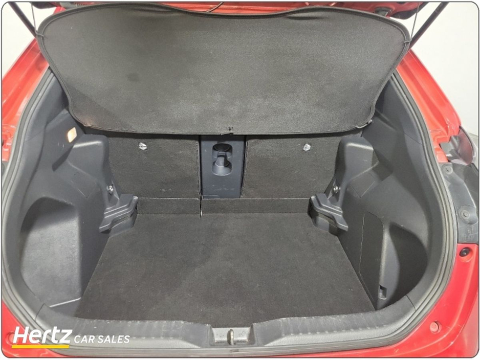 2023 Toyota Yaris Cross DESIGN HEV 1.5 Petrol Automatic €25,895