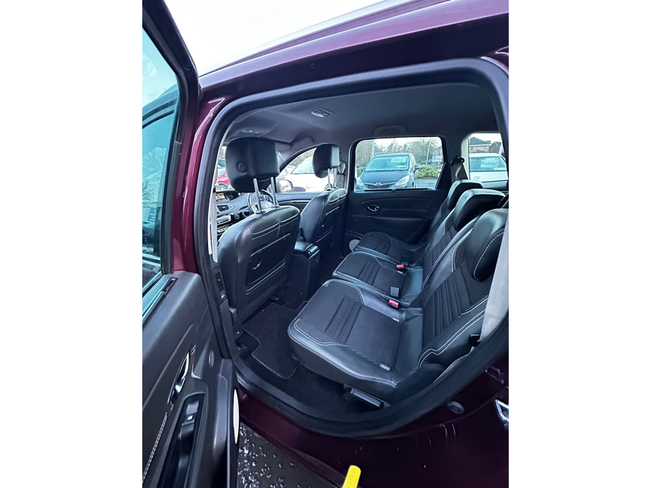 2014 Renault Grand Scenic 3 BOSE 1.5 DCI 110 4DR €4,950