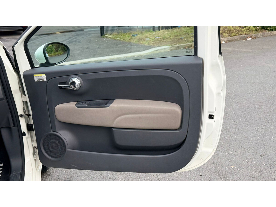 2015 Fiat 500 1.2 69hp Lounge €8,999