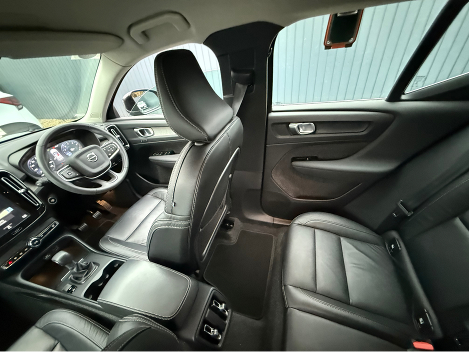 2021 Volvo XC40 INSCRIPTION T3 - 1.5 PETROL - MANAUL - 12M WARRANTY - CAR: 1623