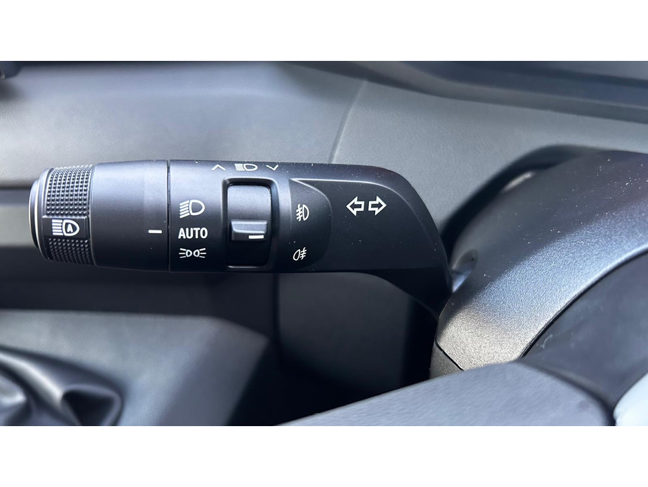 2025 Nissan Interstar Free Ply-lining 150 bhp L3H2 SV Premium €32,750