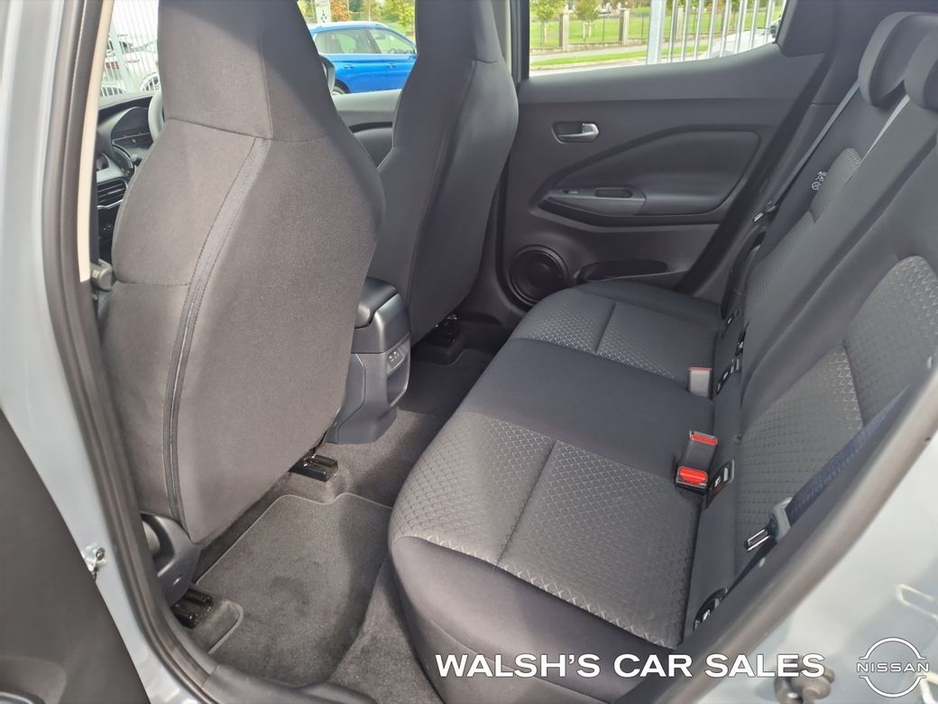 2025 Nissan Juke 1.6 HYB SV MY24 €30,900