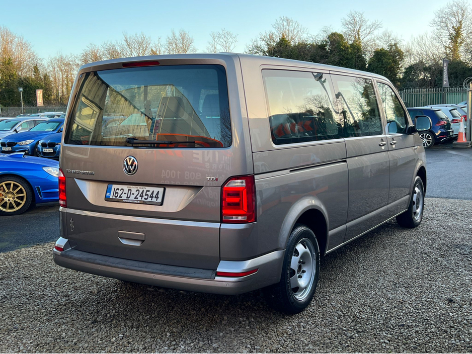 2016 Volkswagen Transporter Shuttle ==9 SEATER//FULL LEATHER//AUTO//NEW TEST== €18,950