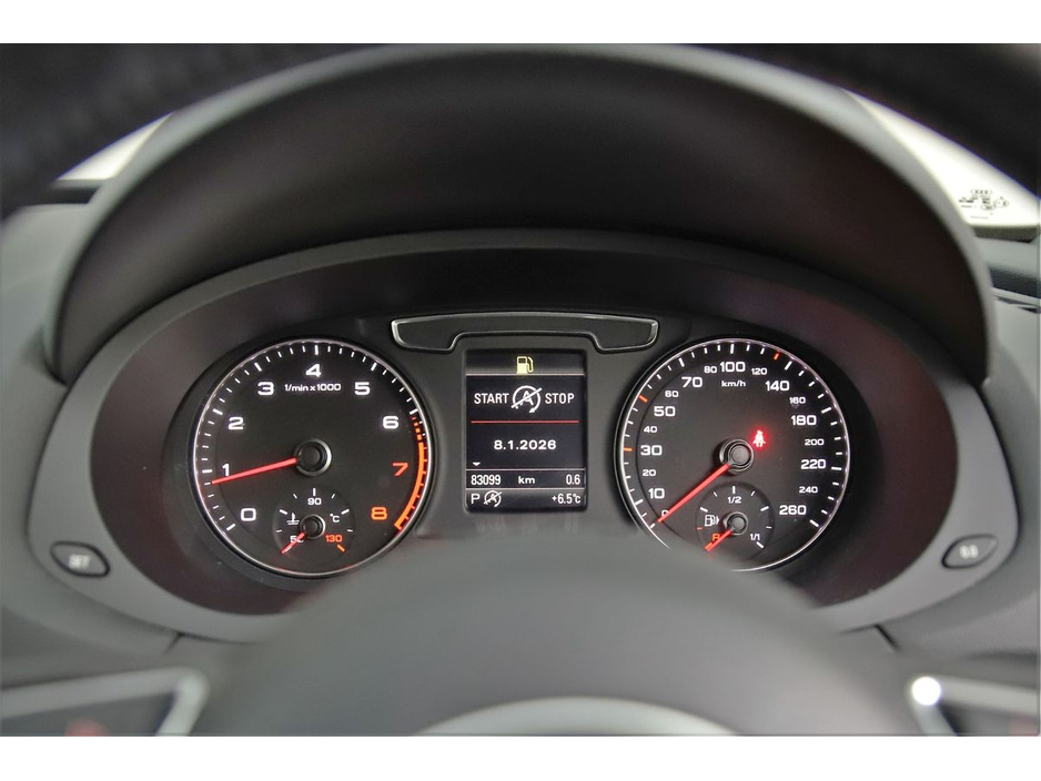 2017 Audi Q3 1.4 TFSI S-TRONIC *PARK SENSORS*REVERSE CAM*