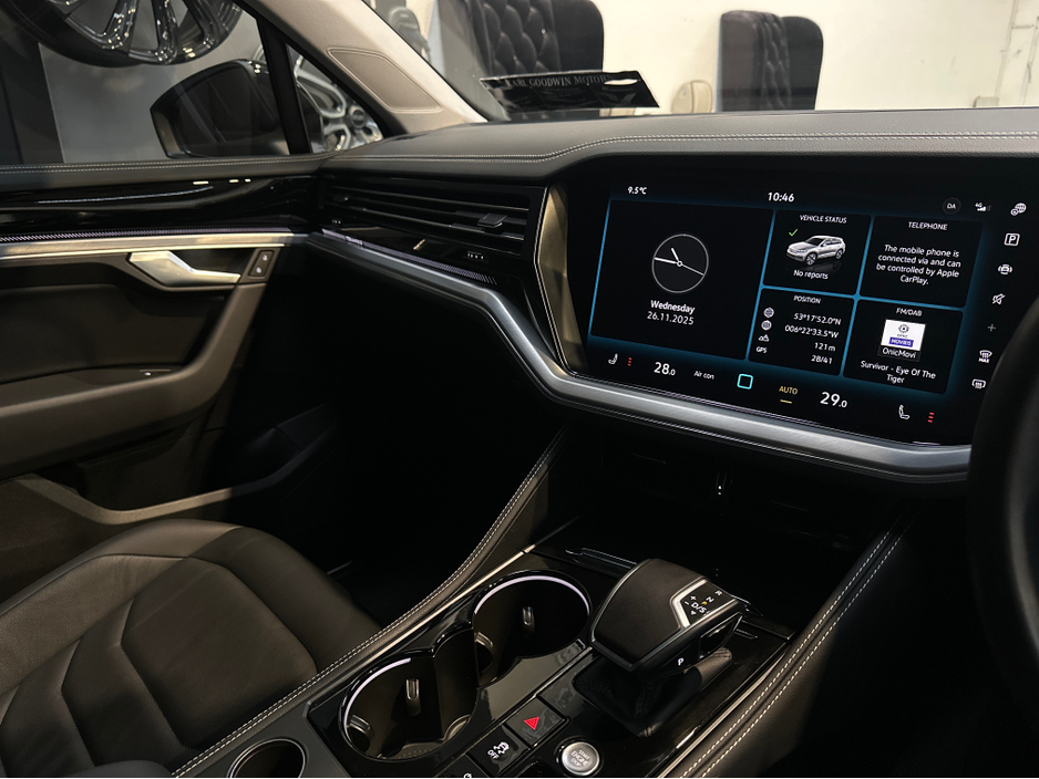 2024 Volkswagen Touareg 3.0 V6 TSIe  ELEGANCE 381PS €72,950