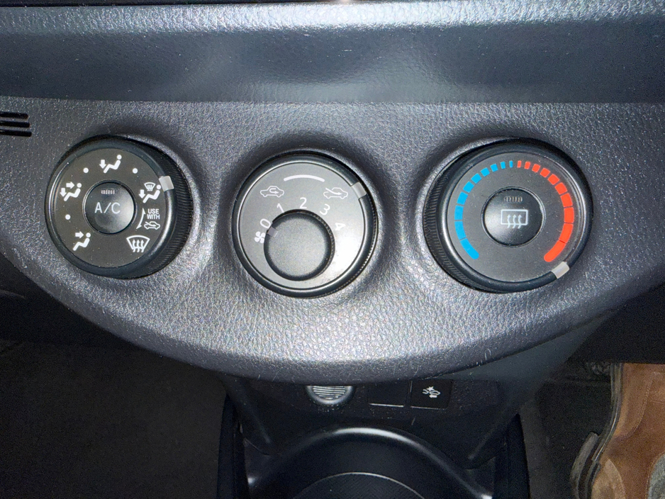 2020 Toyota Yaris  €12,990