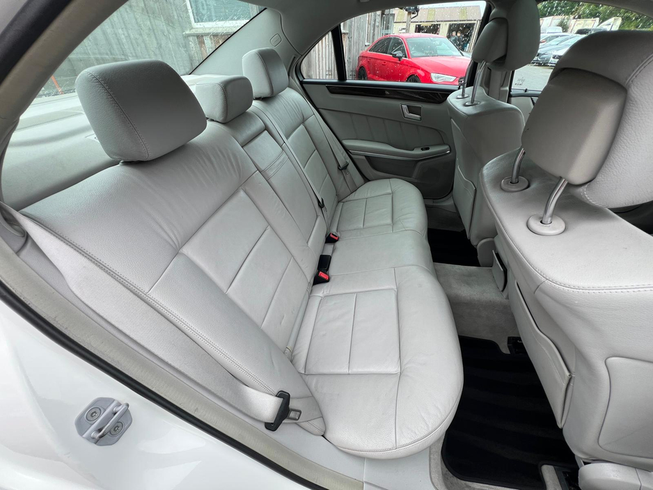 2012 Mercedes-Benz E Class ==200 CDI//AUTO//FULL LEATHER//NEW NCT//SERVICED== €8,900