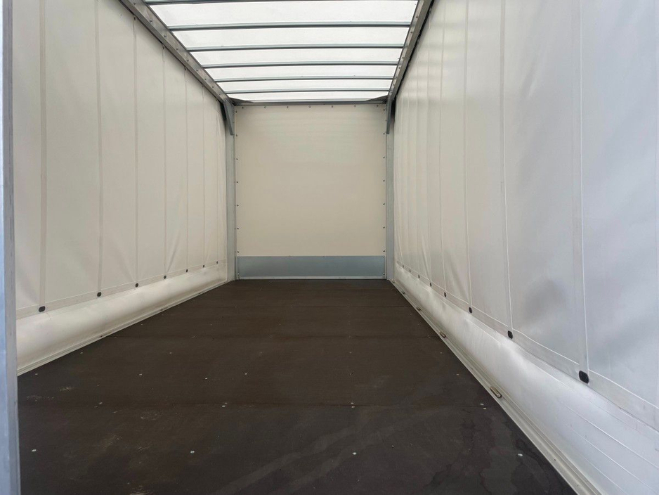 2025 Mitsubishi Canter 7C15 20ft Curtainsider