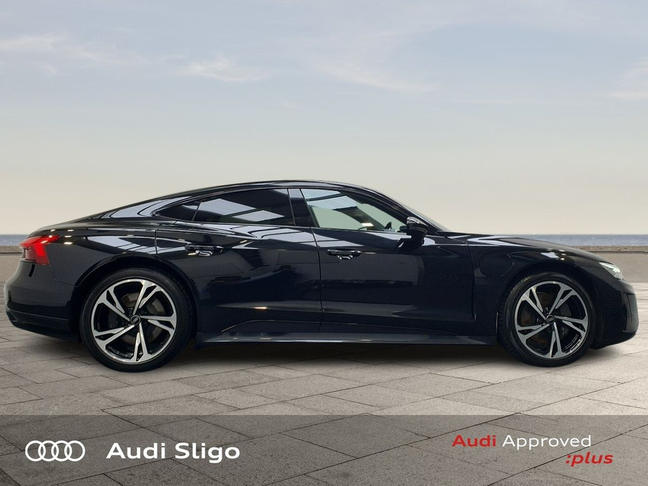 2023 Audi e-tron GT quattro Tour Pack - Head up Display - 20 inch Alloys - 460HP Electric 93.4 kWh - €59,950