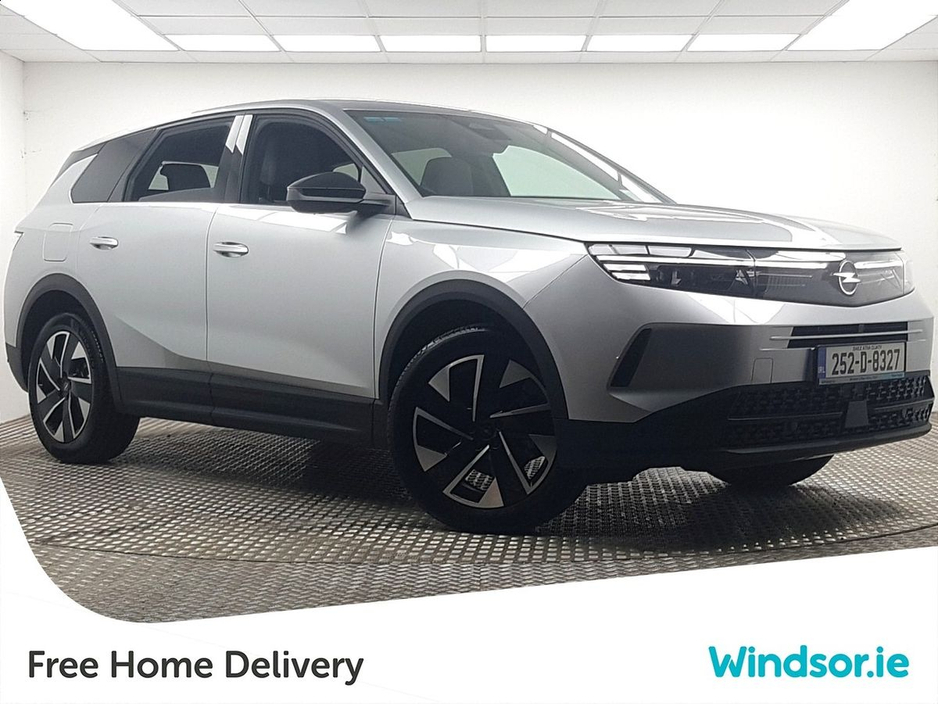 2025 Opel Grandland GS Hybrid €41,995