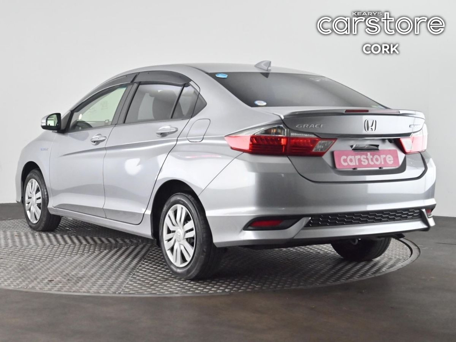 2019 Honda Grace 1.5 4 DR AUTO €16,880