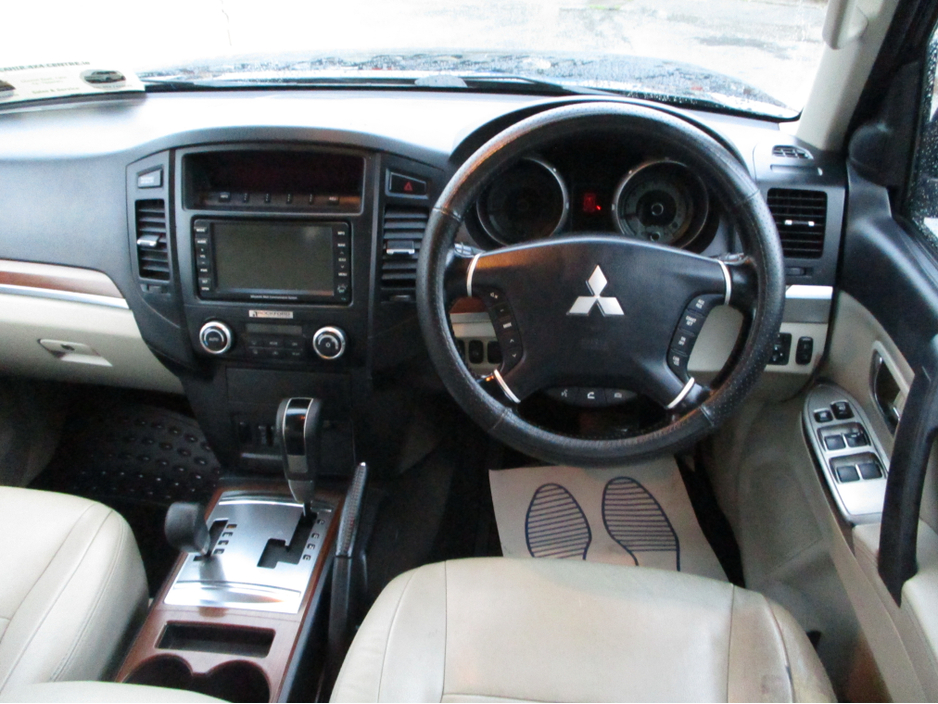 2012 Mitsubishi Pajero 3.2 DID UTILITY AUTO €17,995