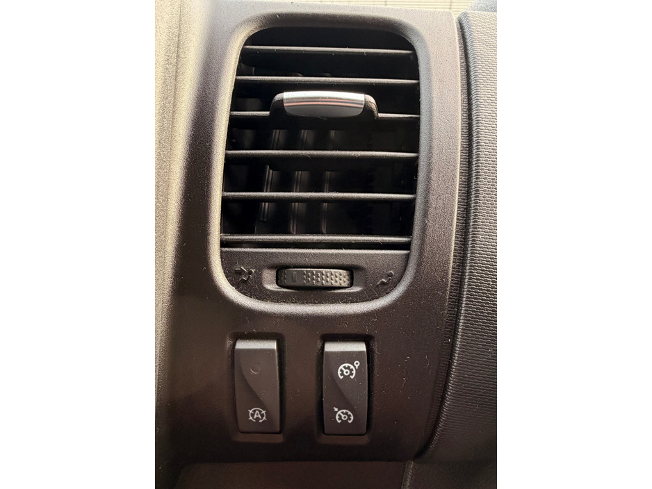 2021 Renault Trafic 2.0 High Spec €18,658