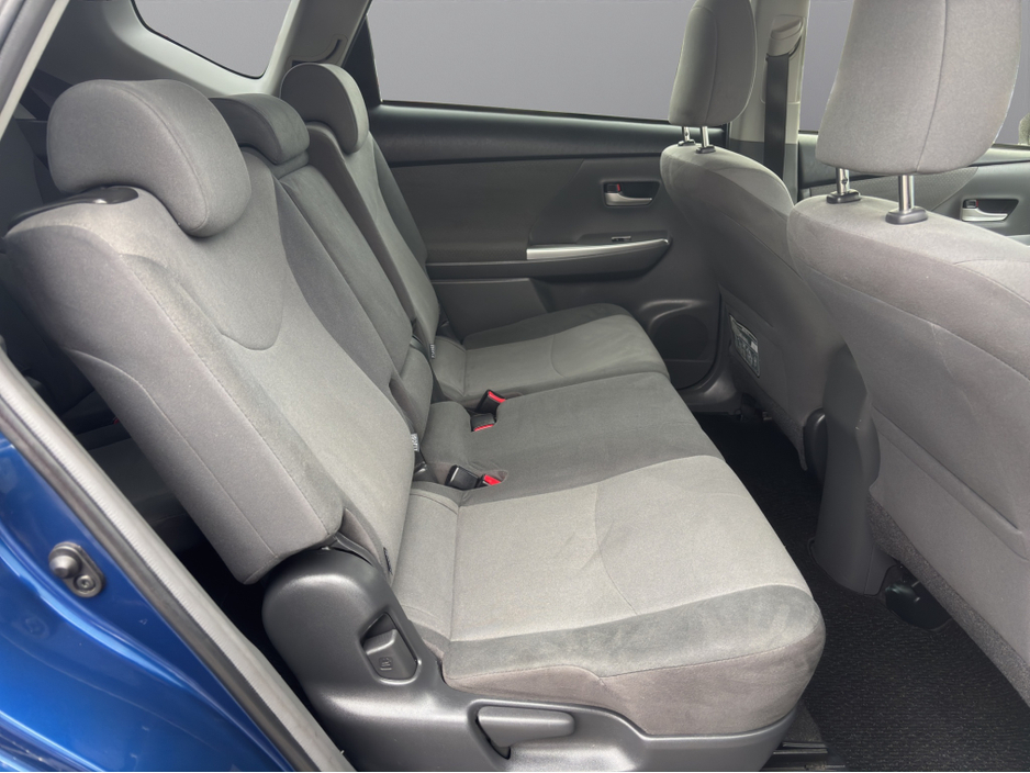 2014 Toyota Prius 2014 TOYOTA PRIUS ALPHA 7 SEATER (S87) €12,995