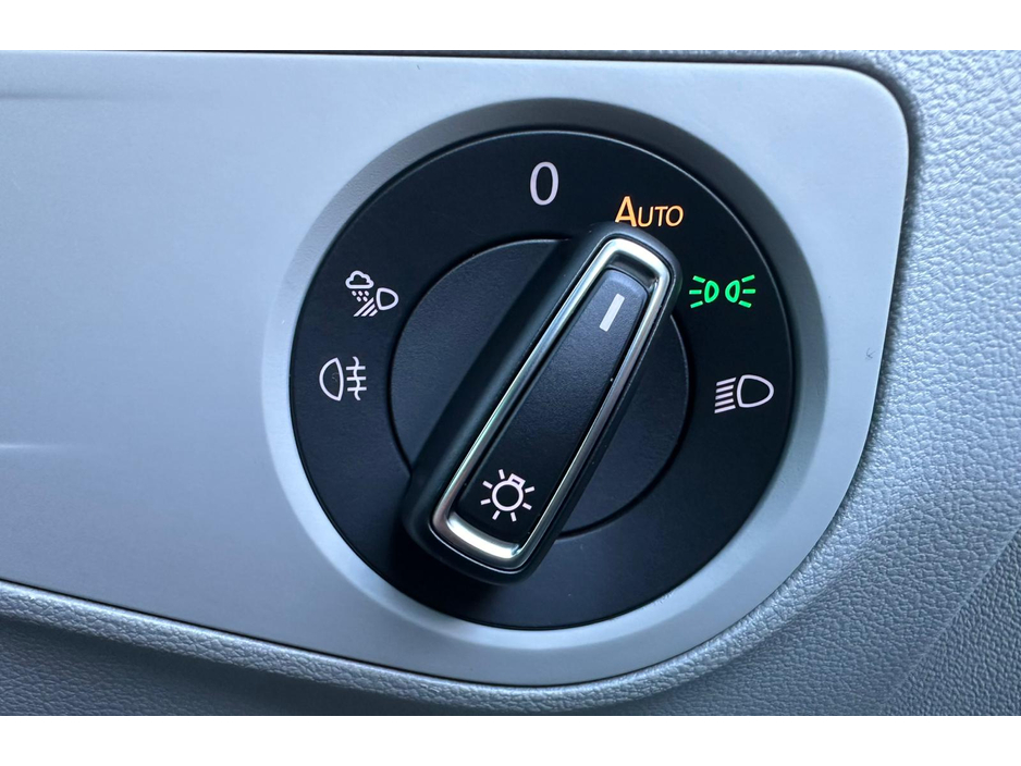 2023 Volkswagen Tiguan ELEGANCE 2.0 TDI 150HP NAV SKY VIEW €37,950