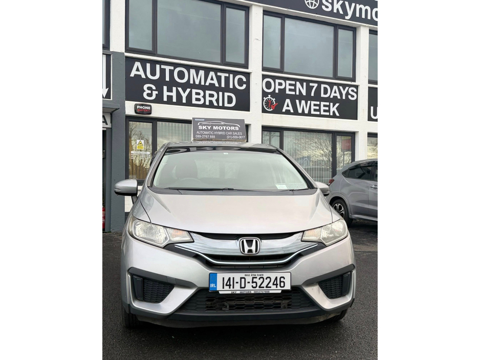 2014 Honda Fit  €8,990