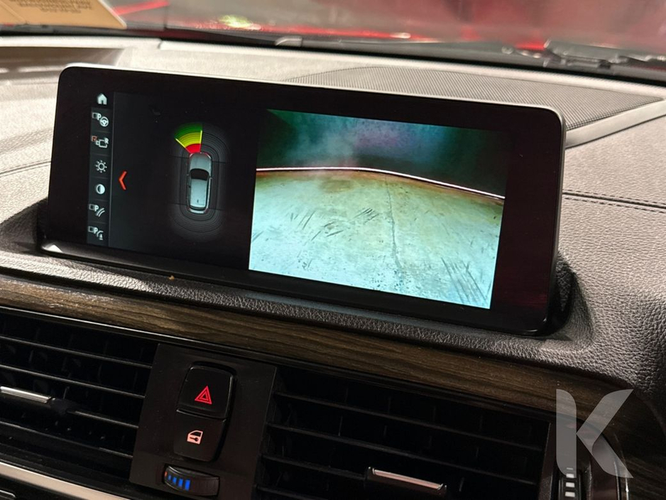 2019 BMW 1 Series 118I - BEIGE FULL LEATHER - FACTORY ALLOYS - HEATED SEATS €19,950