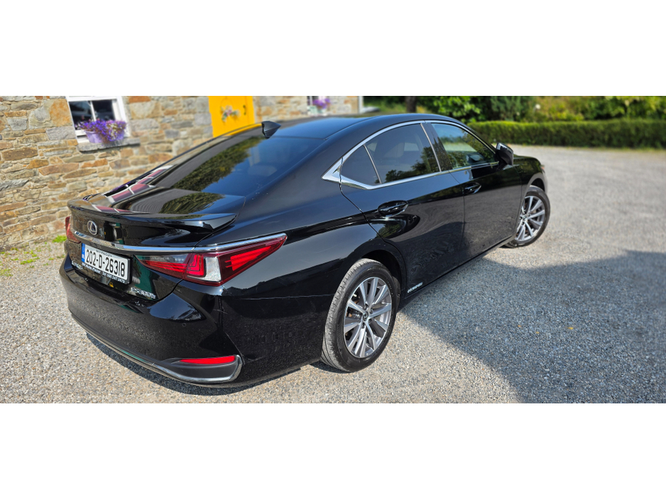 2020 Lexus ES 300 H 300H  .EXECUTIVE HYBRID €32,500