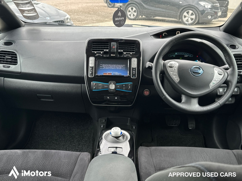 2017 Nissan Leaf Nissan Leaf 30kWh SV | Electric Hatchback | Cold Pack | Auto | White | Letterkenny €7,900