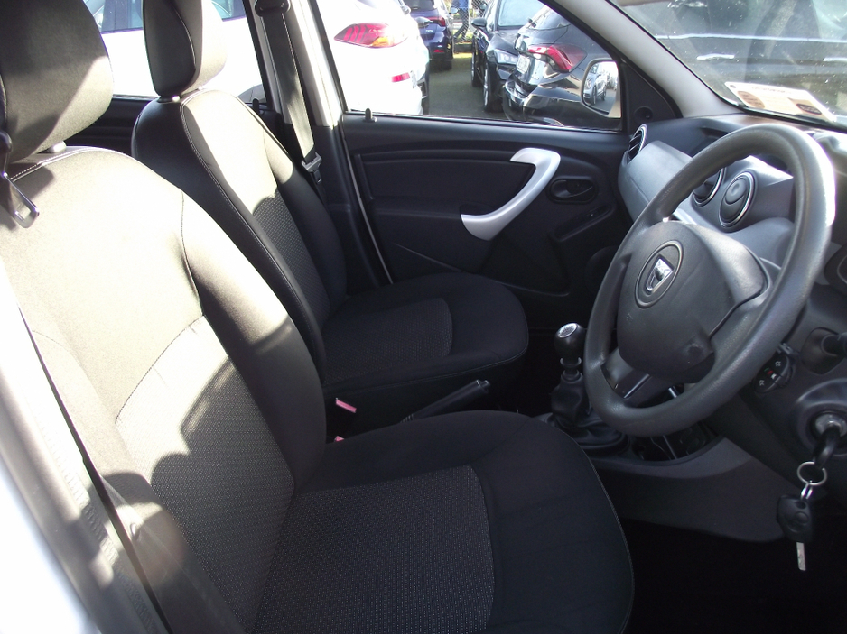 2014 Dacia Duster 1.5DCI AMBIANCE  5DR 110PS €4,750