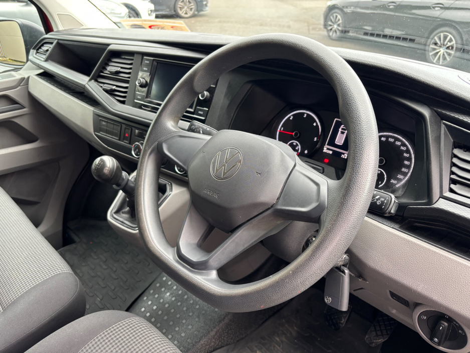 2021 Volkswagen Transporter  €14,595