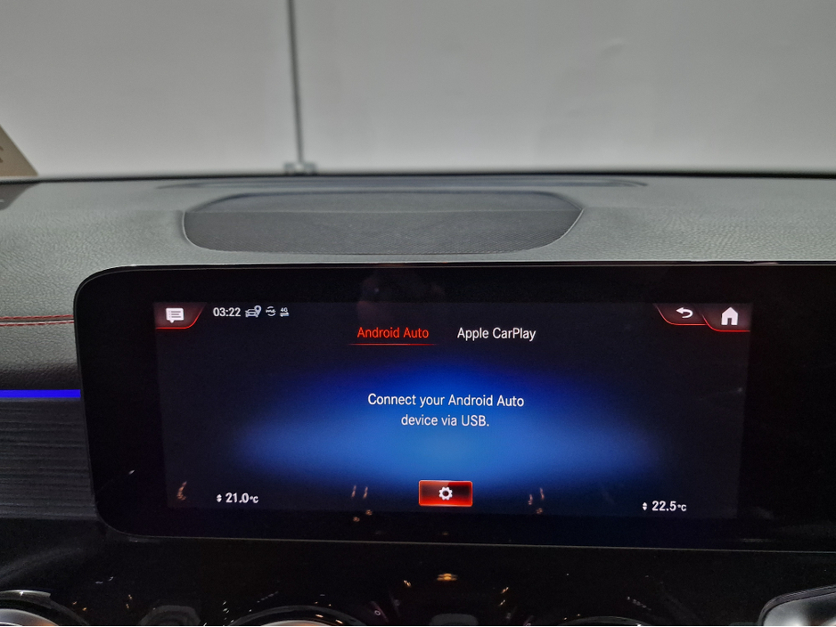 2023 Mercedes-Benz EQB 300 AMG LINE PREMIUM (PAN ROOF / 7 SEATER) 4MATIC AUTOMATIC **ONE OWNER / APPLE CARPLAY / BLIND SPOT ASSIST / ELECTRIC SUNROOF / ELECTRIC BOOTLID / REVERSE CAMERA / WIRELESS PHONE CHARGING** €39,900