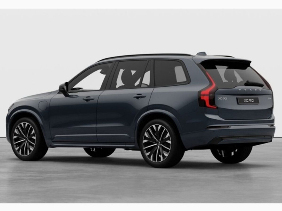 2026 Volvo XC90 T8 PHEV Plus Dark €104,595