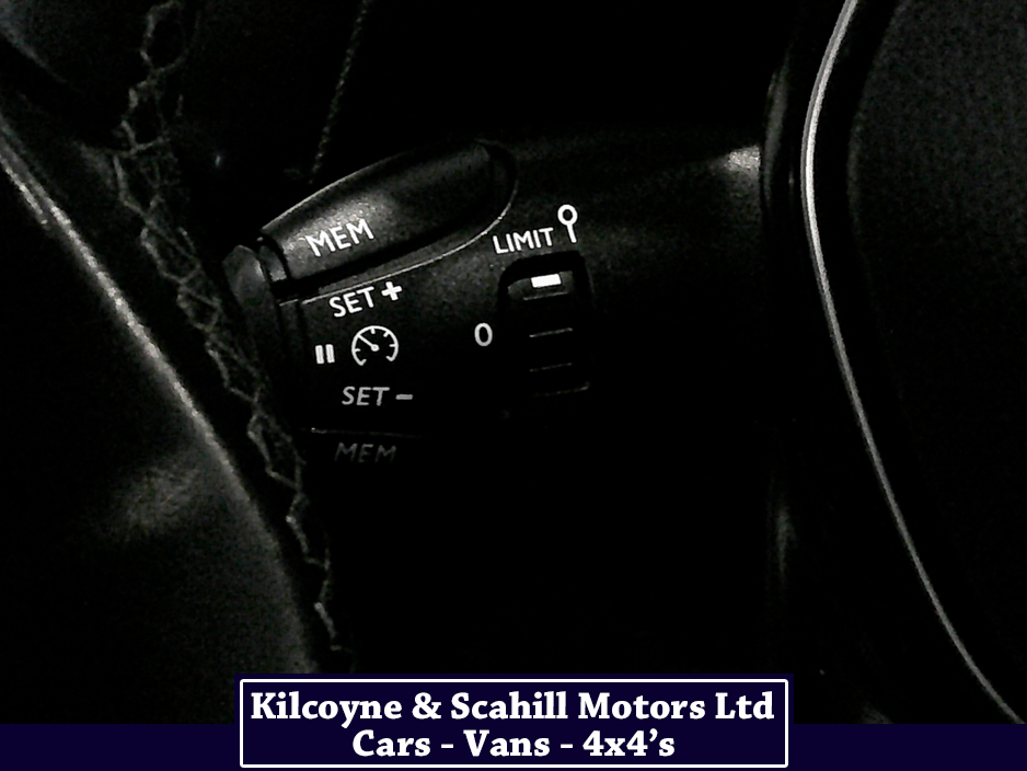 2020 Peugeot 5008 ALLURE BLUEHDI S/S A €27,950