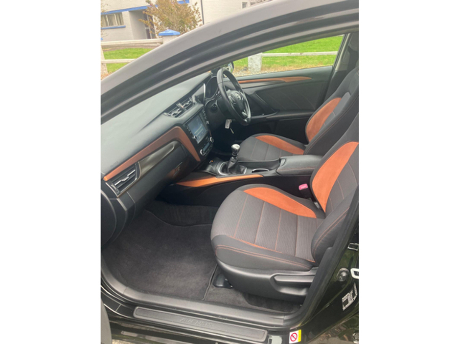 2018 Toyota Avensis 1.6 D LUNA 4DR €13,950