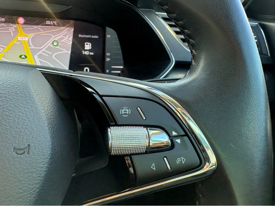 2023 Skoda Superb COMBI ESTATE STYLE AUTOMATIC 2.0 TDI DIESEL 150HP //HIGH SPEC//FULL LEATHER//ADAPTIVE CRUISE CONTROL//SAT NAV//KEYLESS ENTRY// €33,950