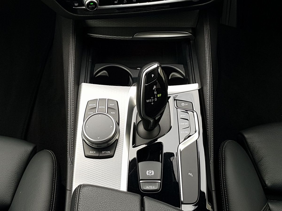 2020 BMW 5 Series 530d M Sport €43,995