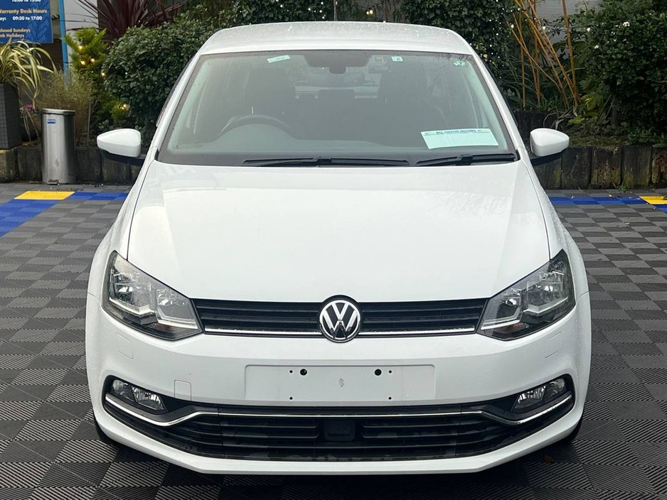2016 Volkswagen Polo HIGHLINE 1.2 TSI AUTO // FULL SERVICE HISTORY // LEATHER/ALCANTARA HEATED SEATS // REVERSE CAMERA €13,900
