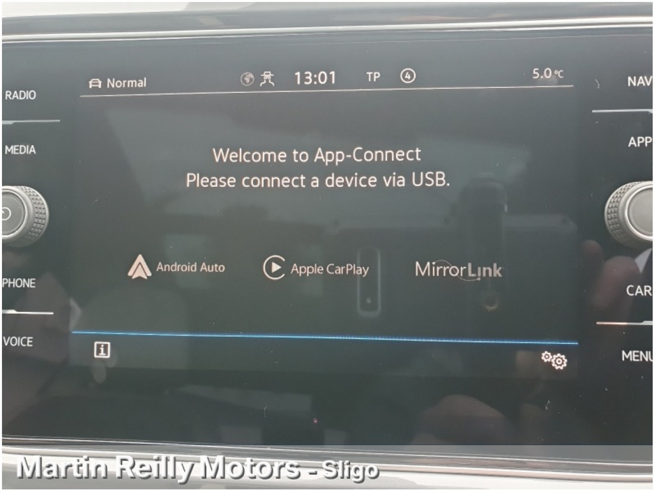 2022 Volkswagen T-Roc R-LINE 1.5 TSI AUTO €30,445