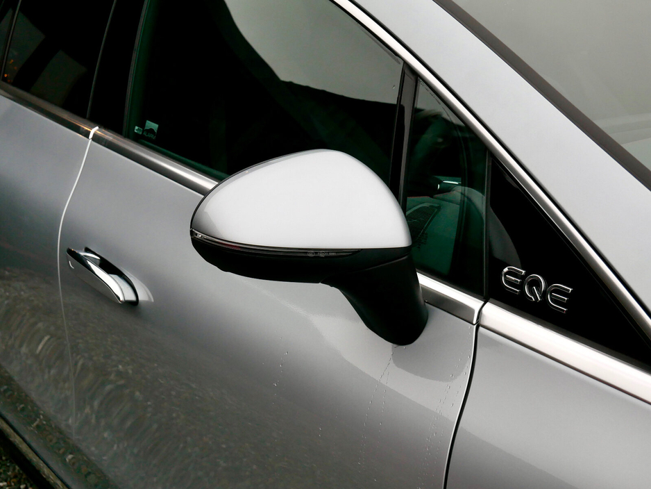 2024 Mercedes-Benz EQE EQE 300 AMG Line Exterior €57,950