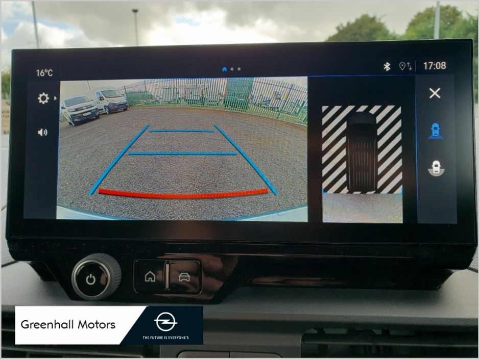 2026 Opel Combo L2H1 Sportive €25,700