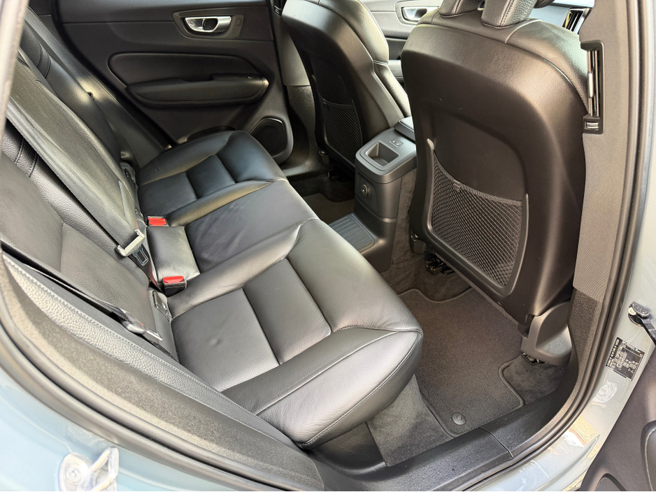 2023 Volvo XC60 ***SOLD***PLUS DARK T6 RECHARGE AWD//GREAT SPEC//LOVELY COLOUR COMBINATION//PANORAMIC ROOF//SIMI AND AA DEALER