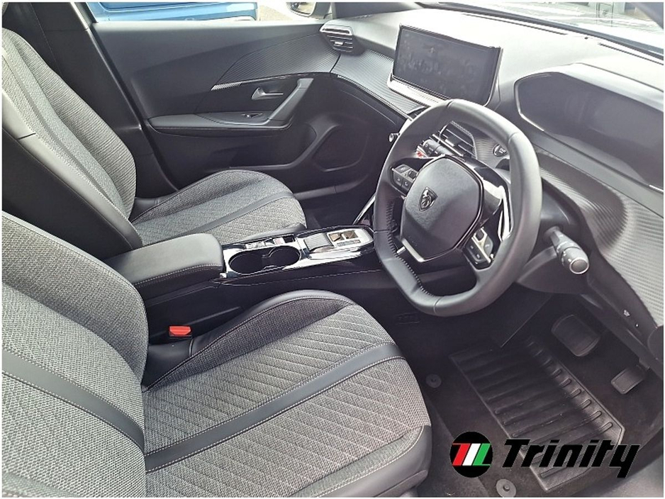 2025 Peugeot 2008 * 136HP ELECTRIC 50KWH * AUTO ALLURE * TRINITY MOTORS * €27,945