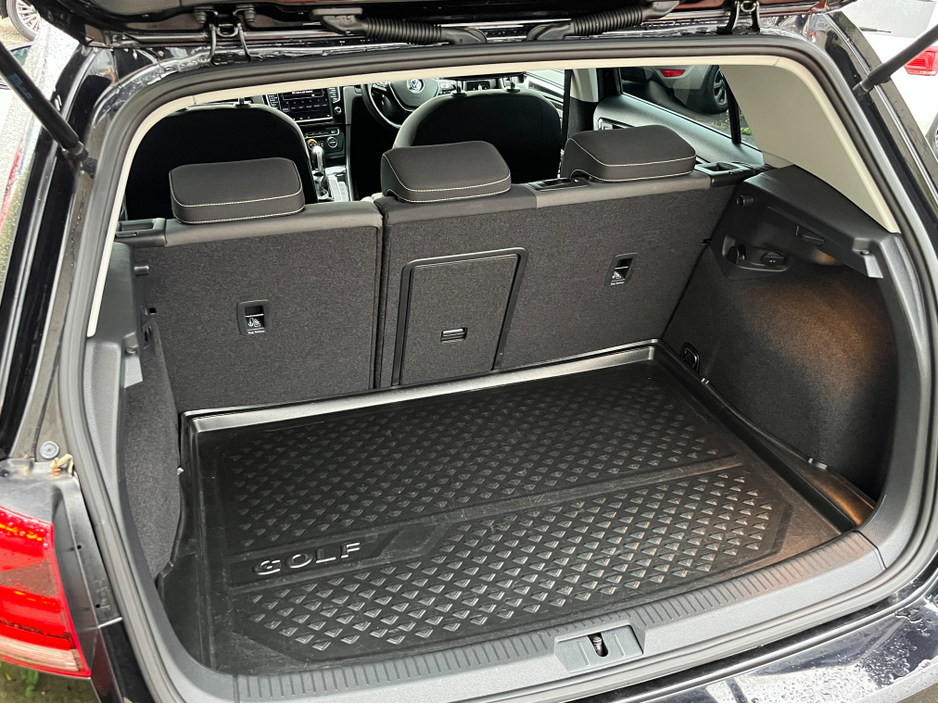 2014 Volkswagen Golf HIGHLINE AUTOMATIC 1.4 PETROL //ONLY 9668 MILES//REVERSE CAMERA//ADAPTIVE CRUISE CONTROL// €13,950