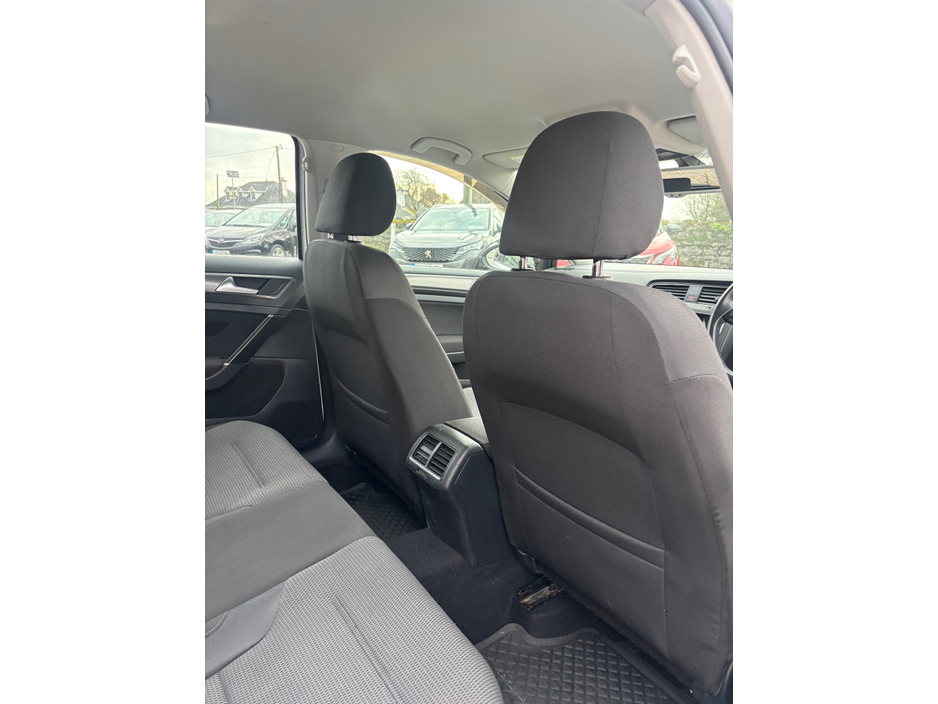 2013 Volkswagen Golf 1.6 TDI SE BLUEMOTION 105PS 5DR €6,750