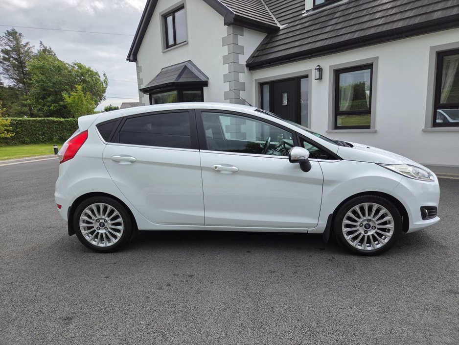 2014 Ford Fiesta 1.0 EcoBoost 65PS S/S Titanium €6,450