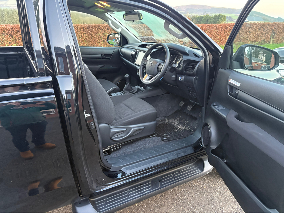 2025 Toyota Hilux 2.8 Single Cab ACTIVE 4x4 Pick Up