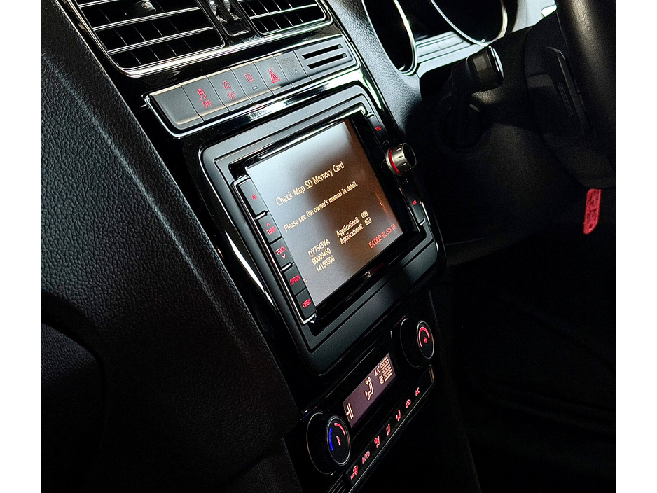 2016 Volkswagen Polo 1.4 TSI 5DR 150HP BlueGT DSG €13,850