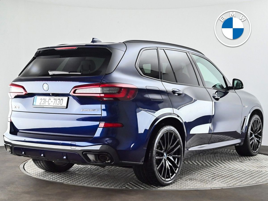 2023 BMW X5 xDrive45e M Sport €76,900