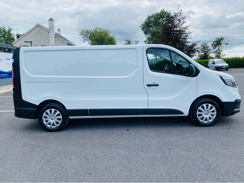 2023 Renault Trafic LL30 BLUE DCI 130 BUSIN BUSINESS PAN €20,727